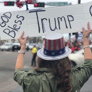 Meet your Posher, Yvette